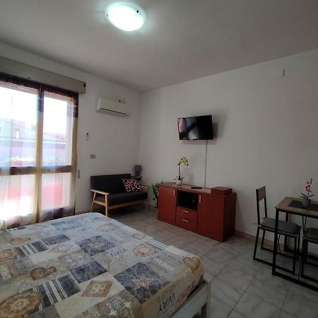 Domu De Babbai Apartman Assemini Kültér fotó